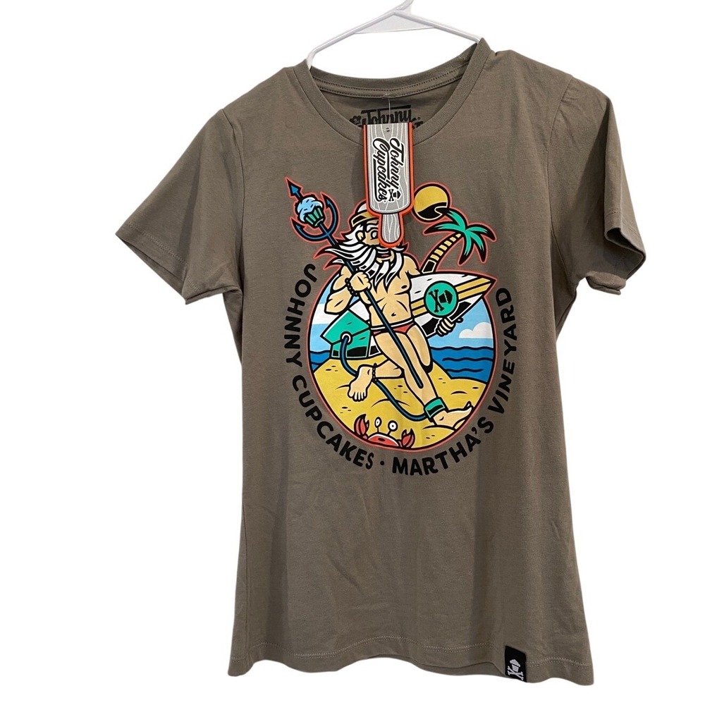 Johnny Cupcakes Marthas Vineyard Neptune Surfing Graphic T-Shirt Womens Medium